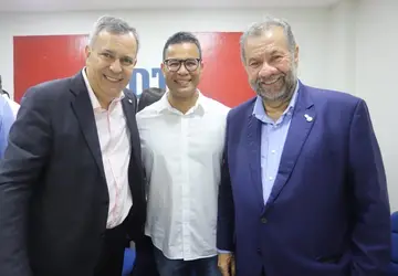 Lupi lança em Salvador movimento municipalista do PDT da Bahia; ex-prefeito de Araci assume coordenação