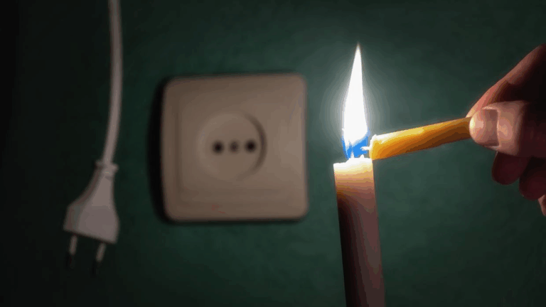 Comunidade de Fura Coco, na divisa entre Prado e Alcobaça, pede socorro após 48 horas sem energia elétrica